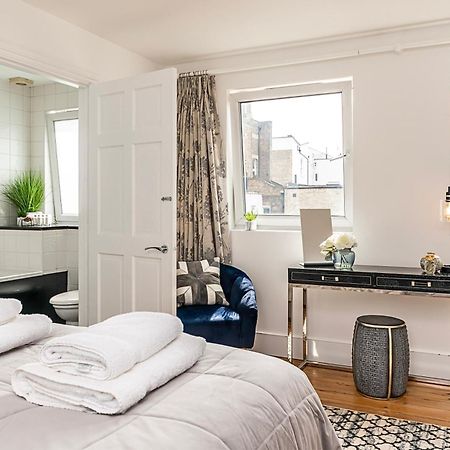 The Secret Kensington Garden Mews-2 Bedroom Full House-2 Train Lines- Spacious-Kings Road- Harrods -Chelsea Stadium-Private Small Patio Londra Dış mekan fotoğraf
